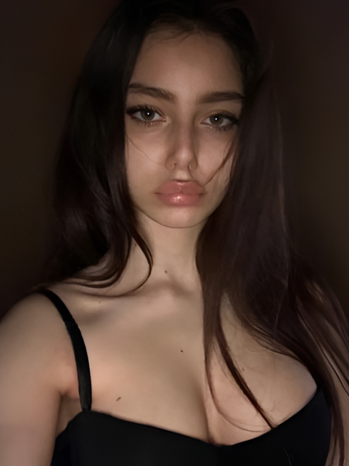 Эмма привлекальеная девушка из Ступино цена от 2500 руб