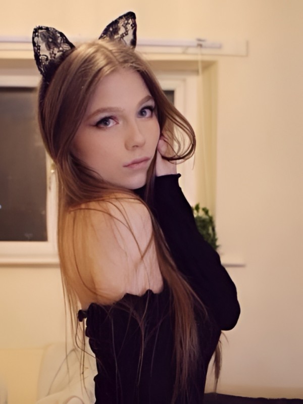 Мадина привлекательная девушка из Ступино цена от 10000 руб