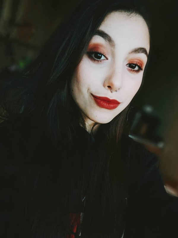 Катька привлекательная девушка из Ступино цена от 3000 руб