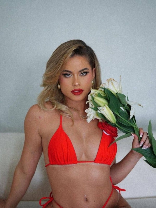 Светка привлекательная девушка из Ступино цена от 4000 руб