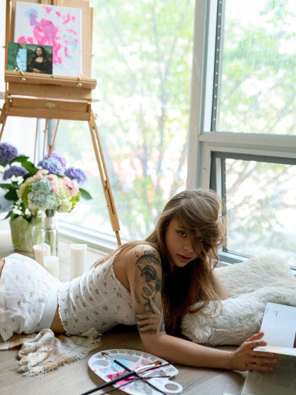 Аврора привлекательная девушка из Ступино цена от 8000 руб